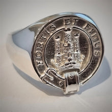 Load image into Gallery viewer, MacLachlan Clan Crest Signet Ring Scot Jewelry Rings