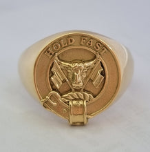 Load image into Gallery viewer, MacLeod clan crest signet ring gold Scot Jewelry