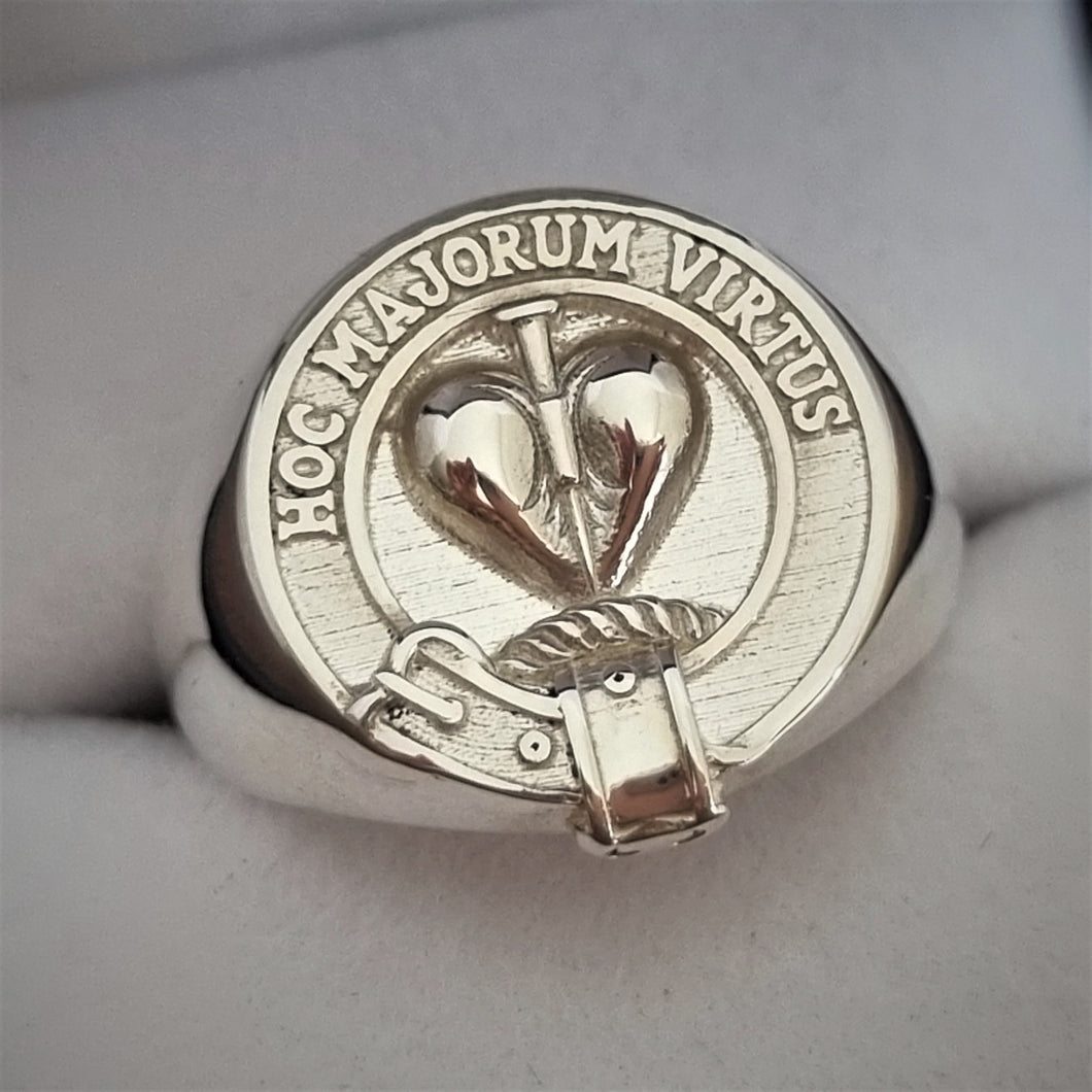 Logan clan crest signet ring in sterling silver