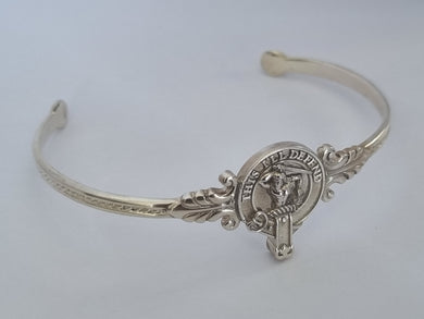 MacFarlane clan crest bracelet in sterling silver