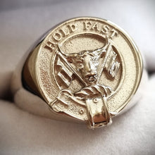 Load image into Gallery viewer, MacLeod clan crest signet ring stering silver Scot Jewelry
