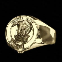 Load image into Gallery viewer, Lindsay Clan Crest Signet Ring Scot Jewelry Rings
