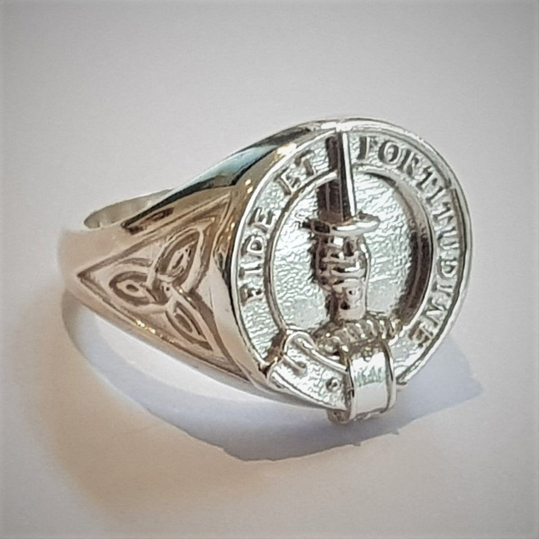 Shaw Clan Crest Signet Ring - celtic Scot Jewelry Rings